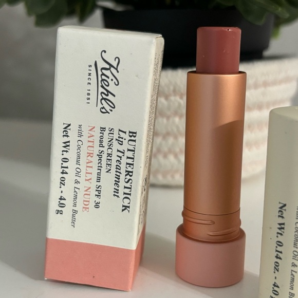 NEW Kiehls Butterstick Lip Treatment - Naturally Nude RARE - Picture 2 of 4